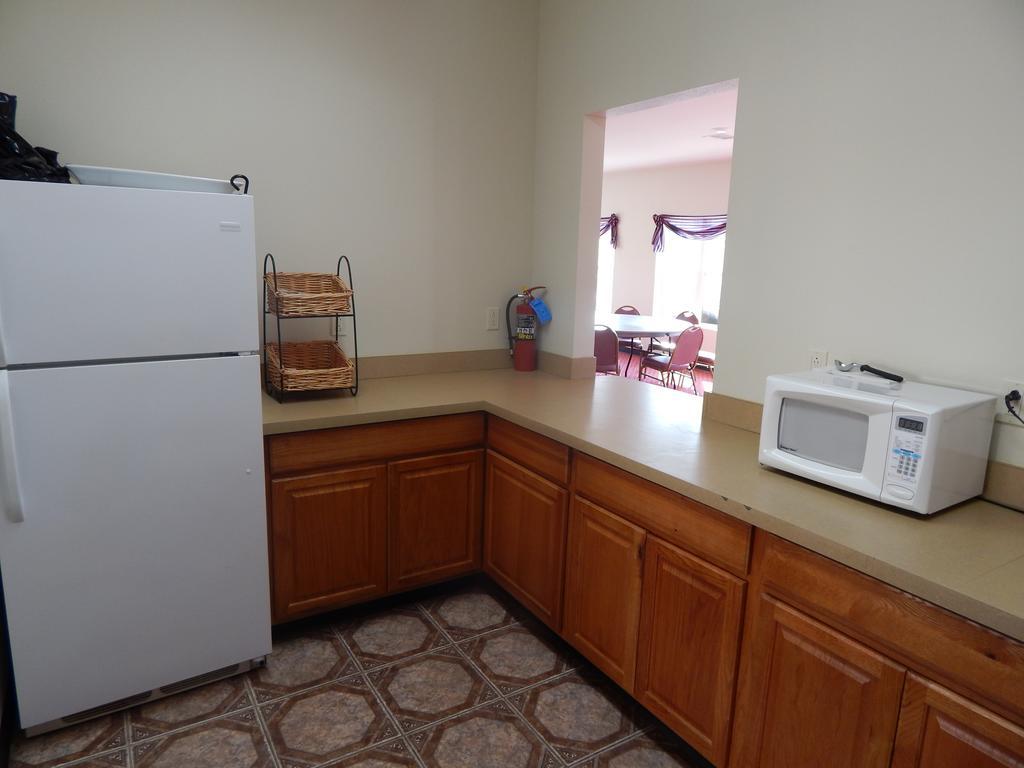 Ramada Branson Hotel And Resort Bagian luar foto