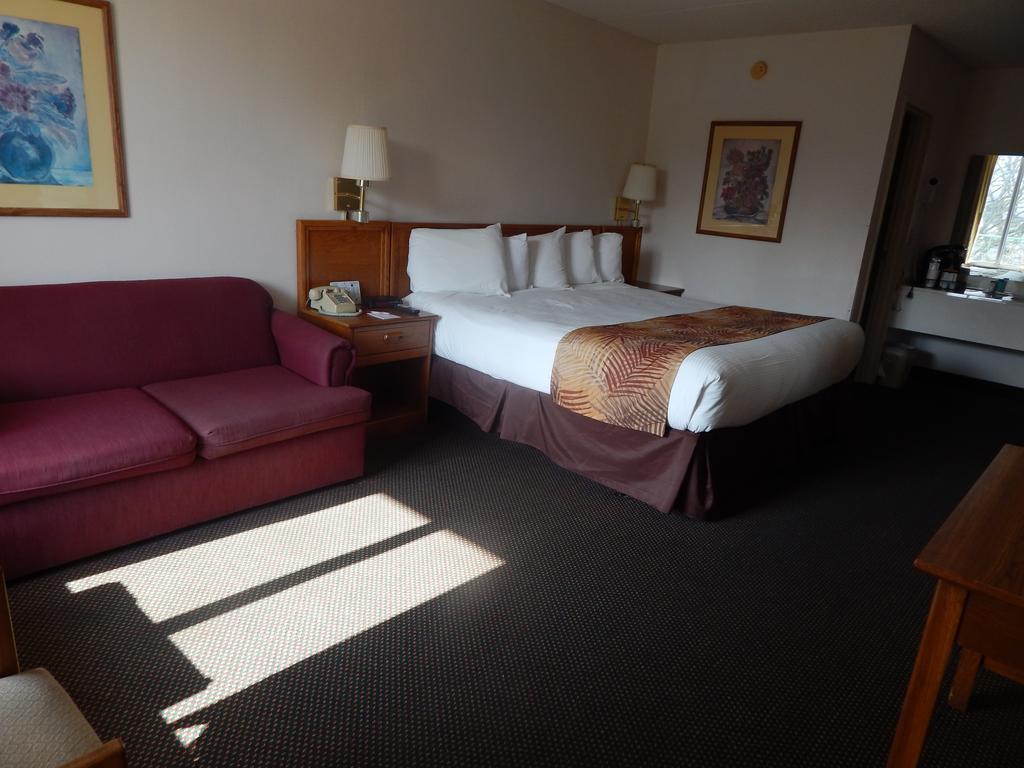Ramada Branson Hotel And Resort Ruang foto